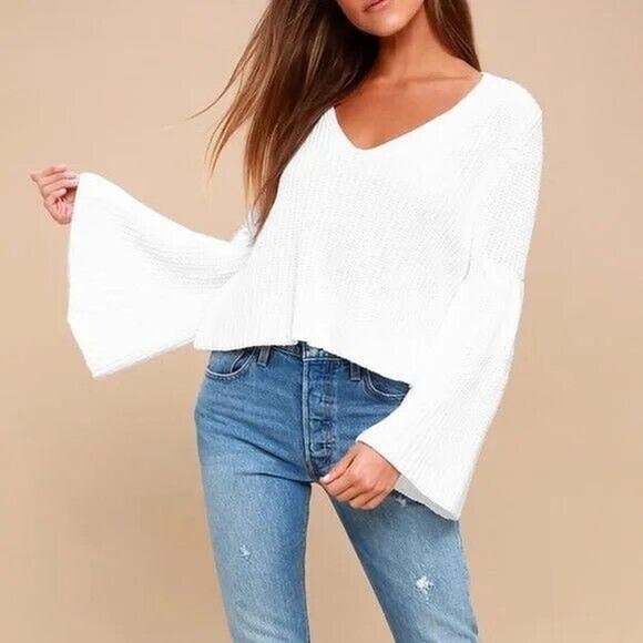 Free People Damsel White Bell Sleeve Knit Sweater SZ XS - Picture 1 of 6